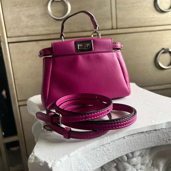 Fendi micro peekaboo fuchsia bag - Picture 4 of 14